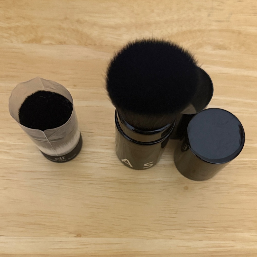 New e.l.f. Kabuki Face Brush + Sephora Buffing Brush - Picture 2 of 3